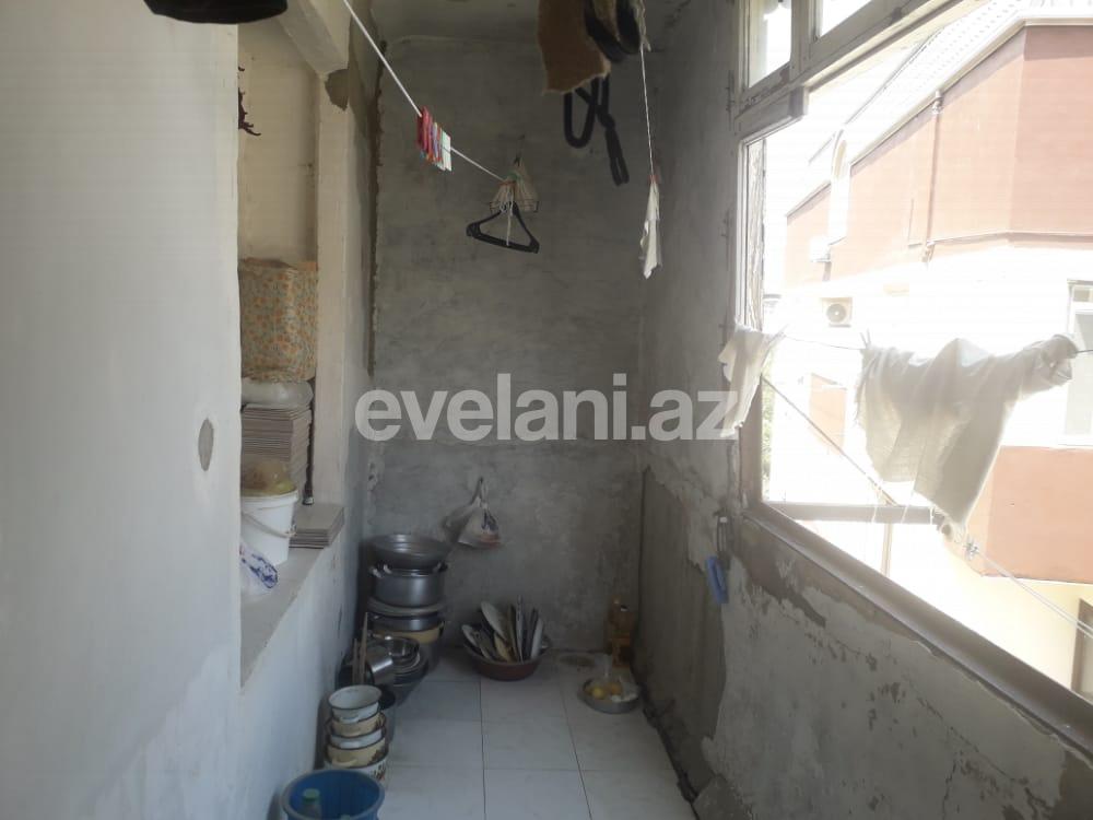Satılır, köhnə tikili, 2 otaqlı, 50 m², Azadlıq prospekti m.