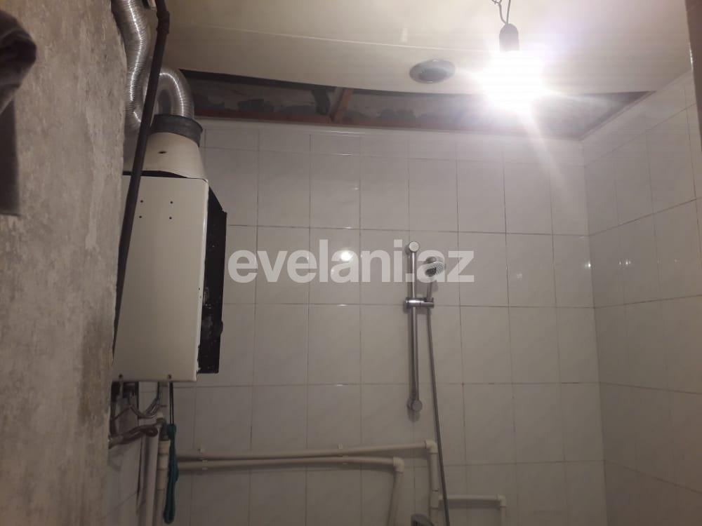 Satılır, köhnə tikili, 2 otaqlı, 50 m², Azadlıq prospekti m.