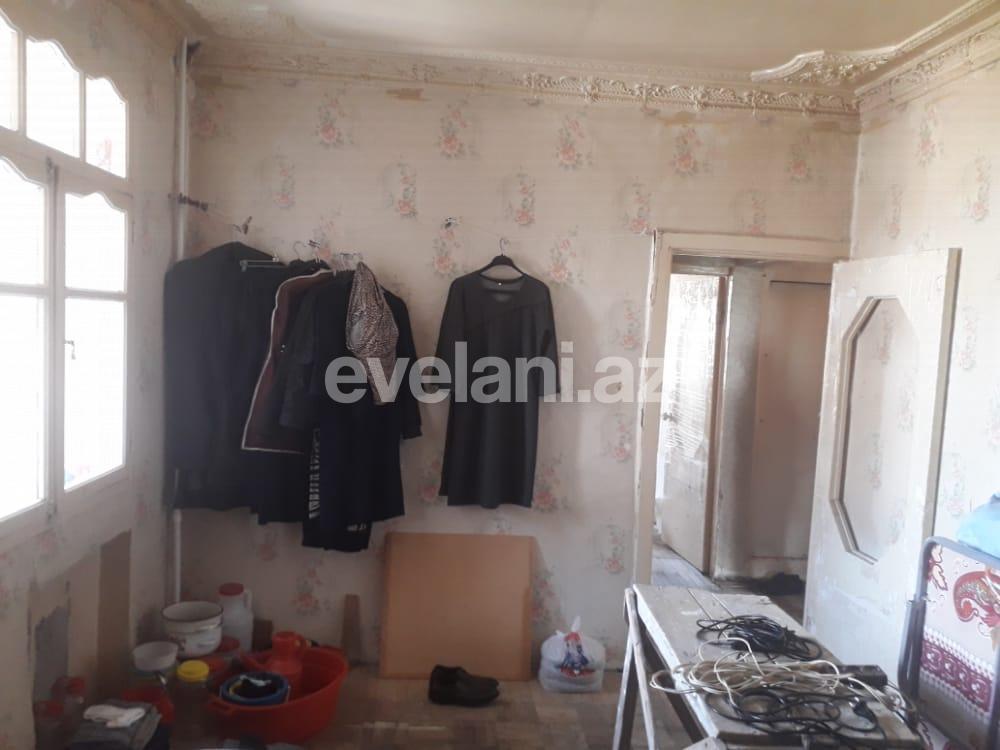 Satılır, köhnə tikili, 2 otaqlı, 50 m², Azadlıq prospekti m.