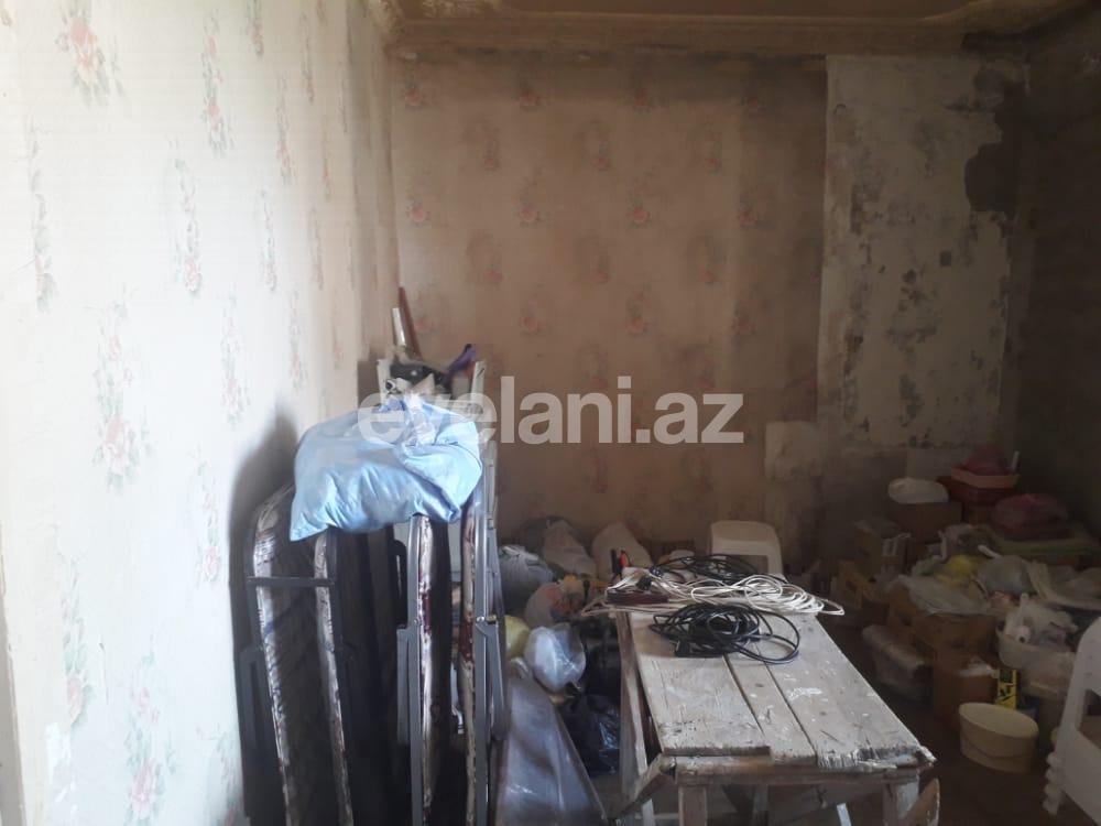 Satılır, köhnə tikili, 2 otaqlı, 50 m², Azadlıq prospekti m.