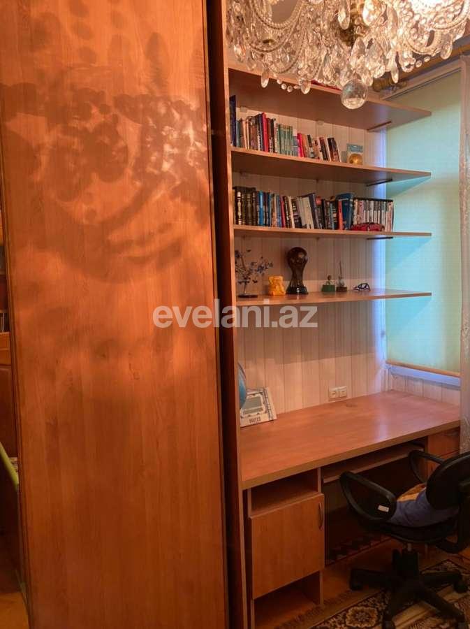 Satılır, köhnə tikili, 4 otaqlı, 140 m², Bakı, Yasamal r, Yasamal q, Elmlər Akademiyası m.