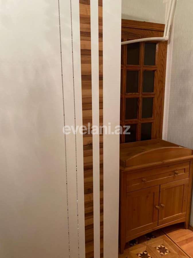 Satılır, köhnə tikili, 4 otaqlı, 140 m², Bakı, Yasamal r, Yasamal q, Elmlər Akademiyası m.