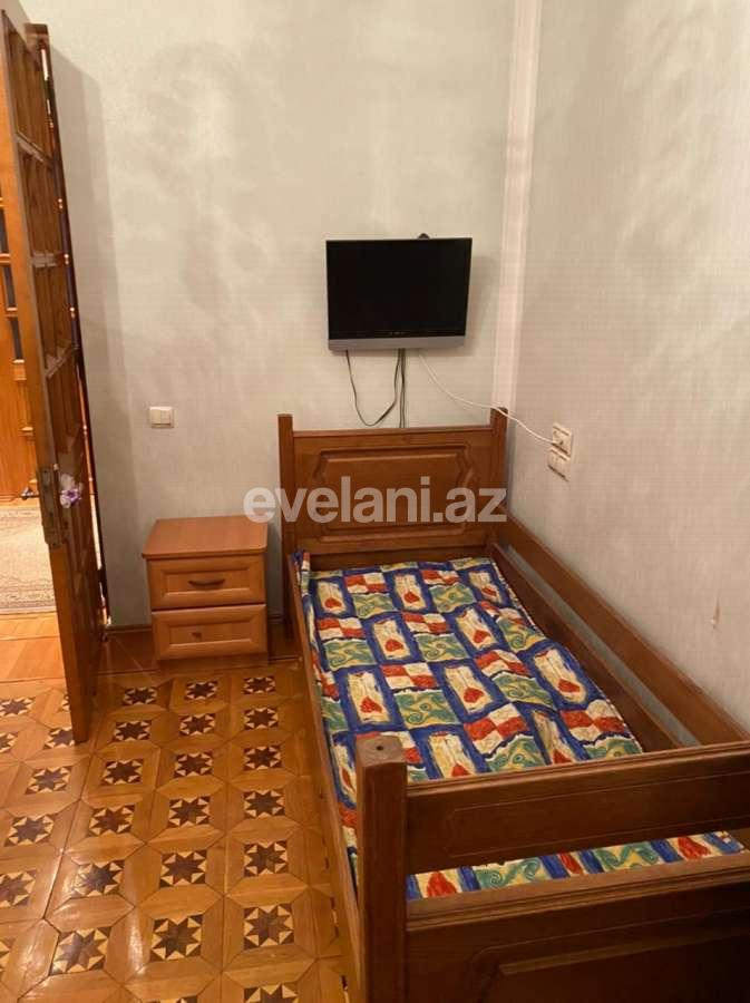 Satılır, köhnə tikili, 4 otaqlı, 140 m², Bakı, Yasamal r, Yasamal q, Elmlər Akademiyası m.