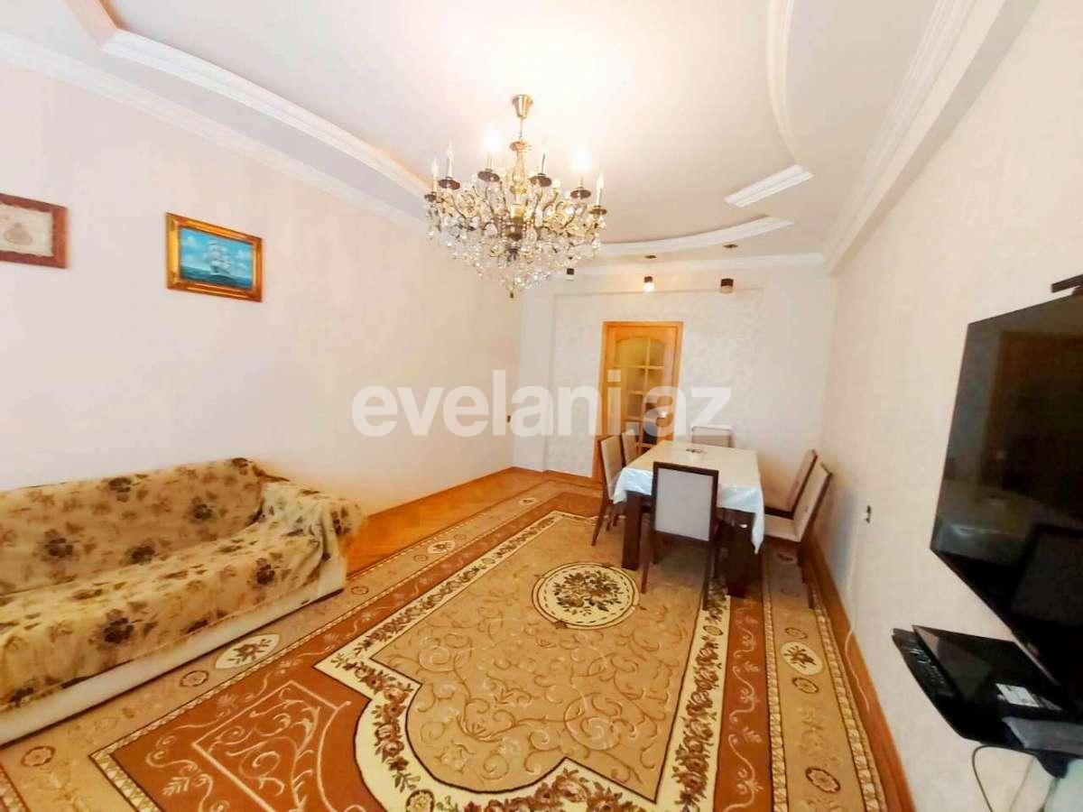 Satılır, yeni tikili, 2 otaqlı, 100 m², İnşaatçılar m.