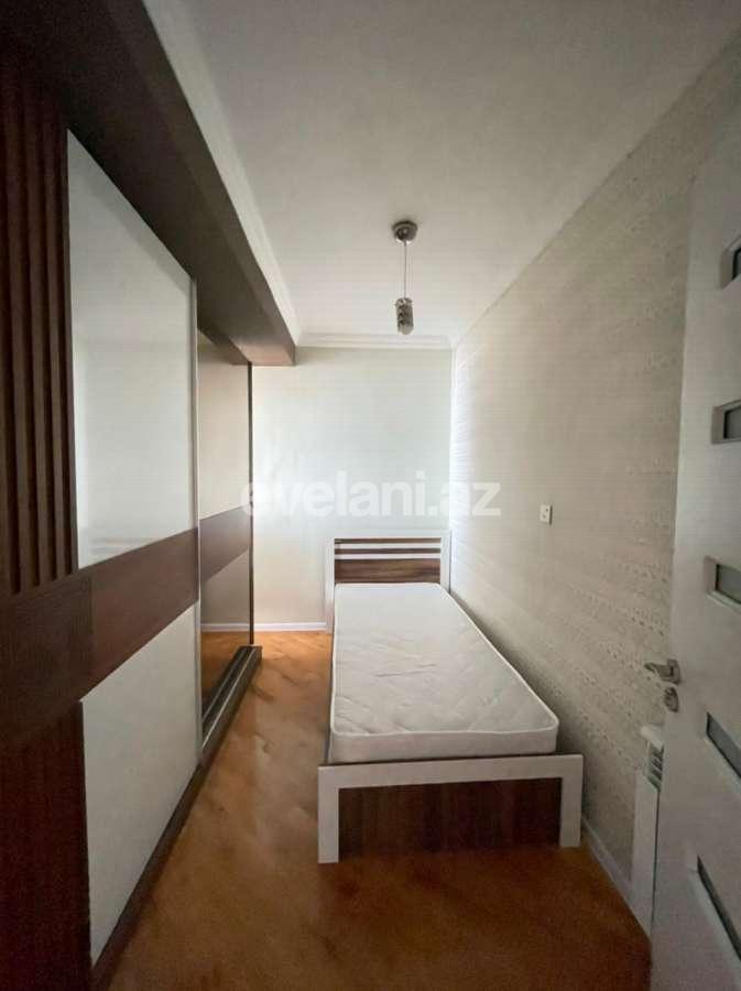 Sale, new building, 3 room, 65 m², Inshaatchilar m.