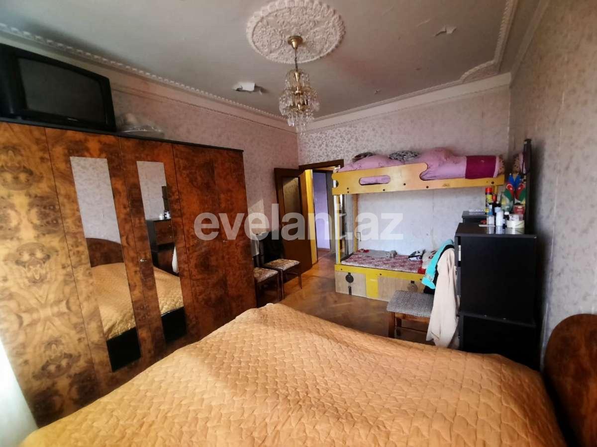 Satılır, köhnə tikili, 3 otaqlı, 80 m², Həzi Aslanov m.