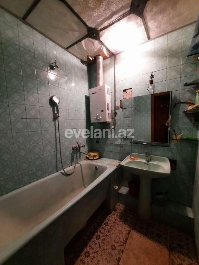 Satılır, köhnə tikili, 3 otaqlı, 80 m², Həzi Aslanov m.