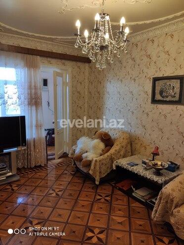 Satılır, köhnə tikili, 3 otaqlı, 70 m², 9-cu mikrorayon q.