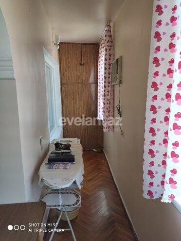 Satılır, köhnə tikili, 3 otaqlı, 70 m², 9-cu mikrorayon q.