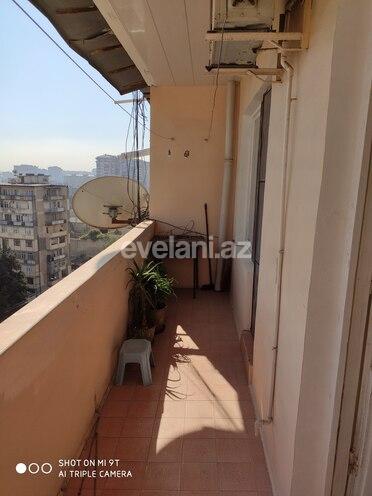 Satılır, köhnə tikili, 3 otaqlı, 70 m², 9-cu mikrorayon q.