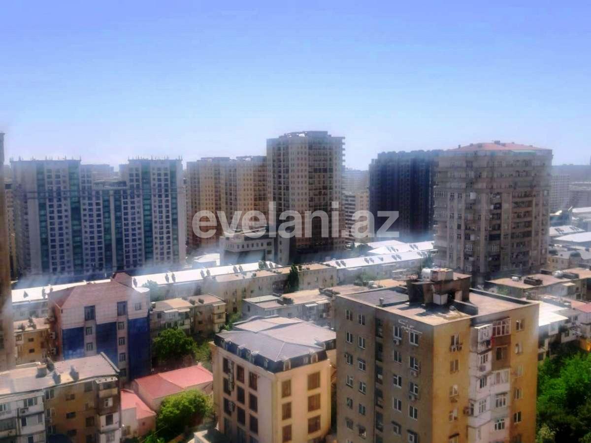 Satılır, yeni tikili, 2 otaqlı, 66 m², İnşaatçılar m.