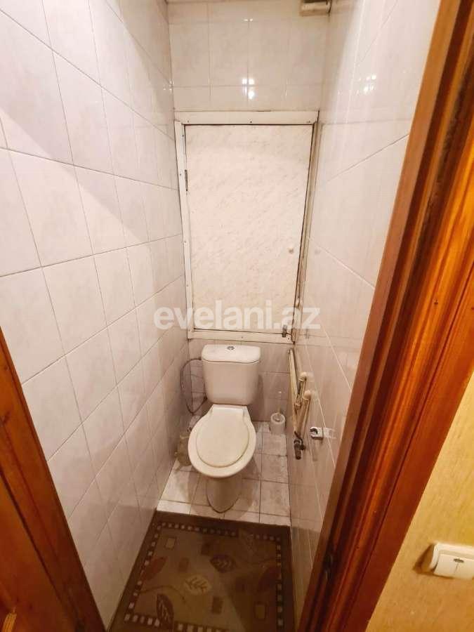 Satılır, köhnə tikili, 3 otaqlı, 80 m², Azadlıq prospekti m.