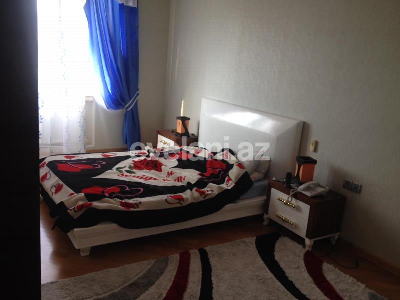 Kirayə verilir, yeni tikili, 3 otaqlı, 130 m², Nizami m.