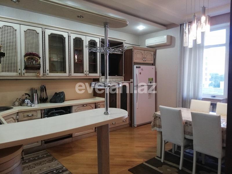 Kirayə verilir, yeni tikili, 3 otaqlı, 130 m², Nizami m.