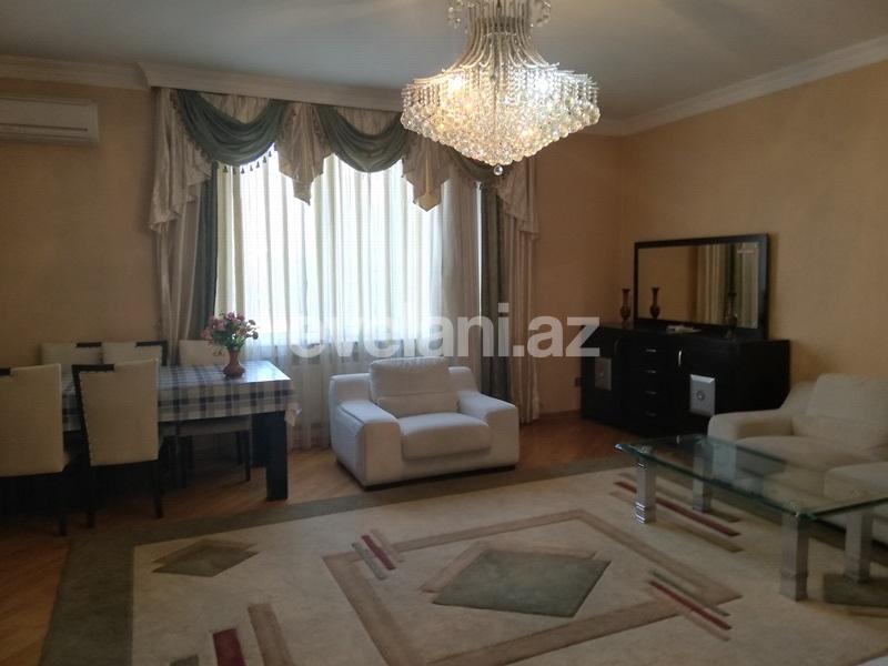 Kirayə verilir, yeni tikili, 3 otaqlı, 130 m², Nizami m.