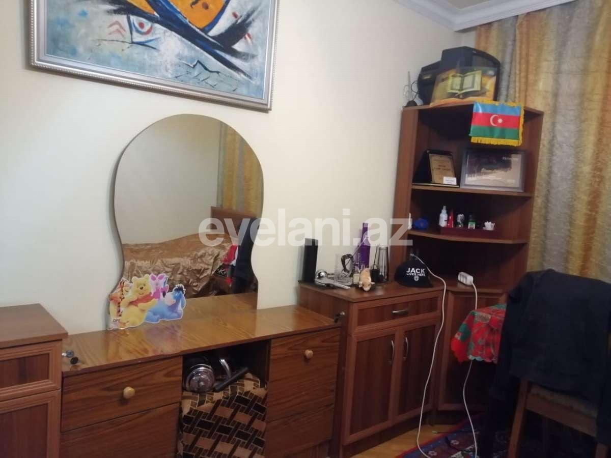 Sale, old building, 4 room, 100 m², Surakhani d.