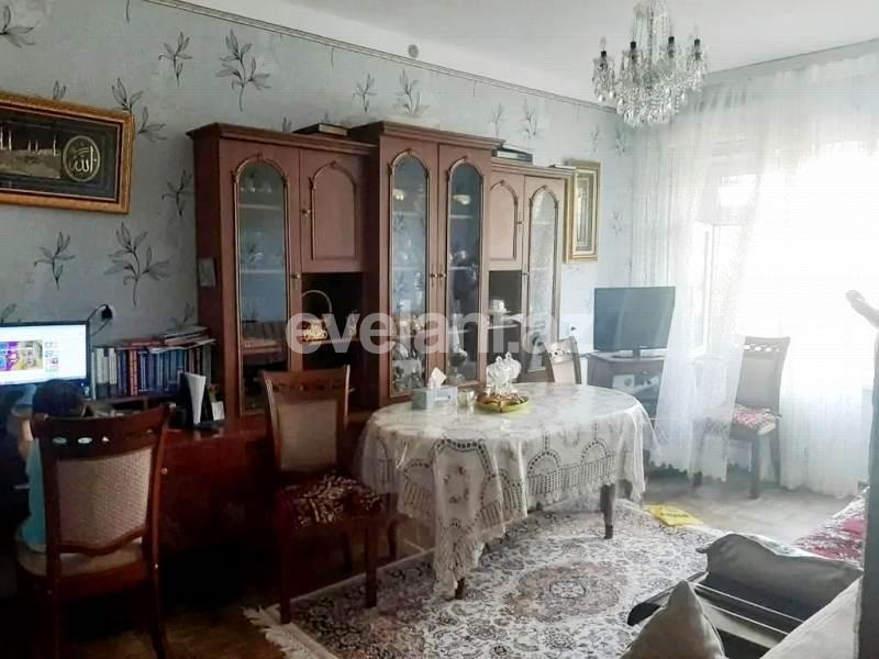 Satılır, köhnə tikili, 3 otaqlı, 85 m², Yasamal r.