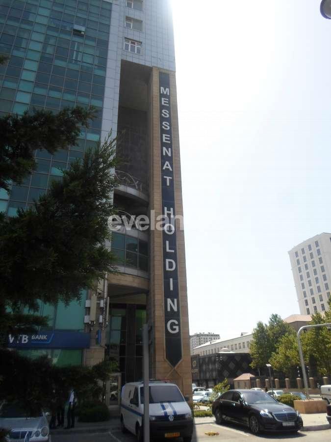 Satılır, yeni tikili, 4 otaqlı, 195 m², Gənclik m.