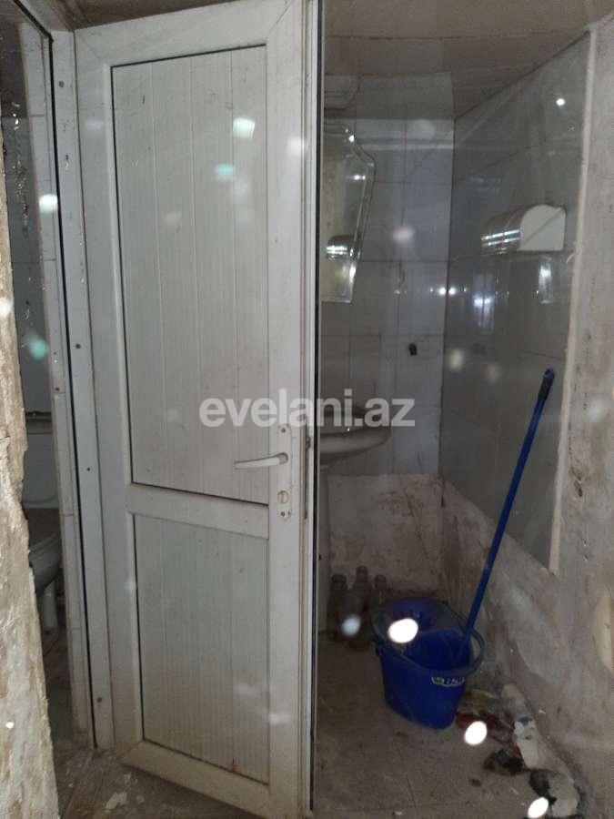 Satılır, obyekt, 70 m², 28 may m.