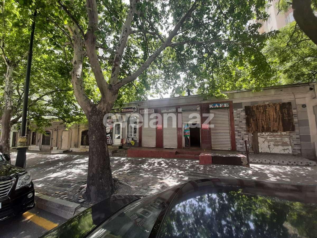 Satılır, obyekt, 70 m², 28 may m.