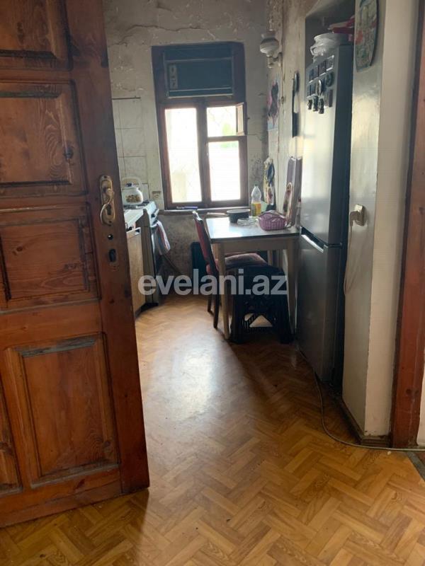 Satılır, köhnə tikili, 3 otaqlı, 50 m², 28 may m.