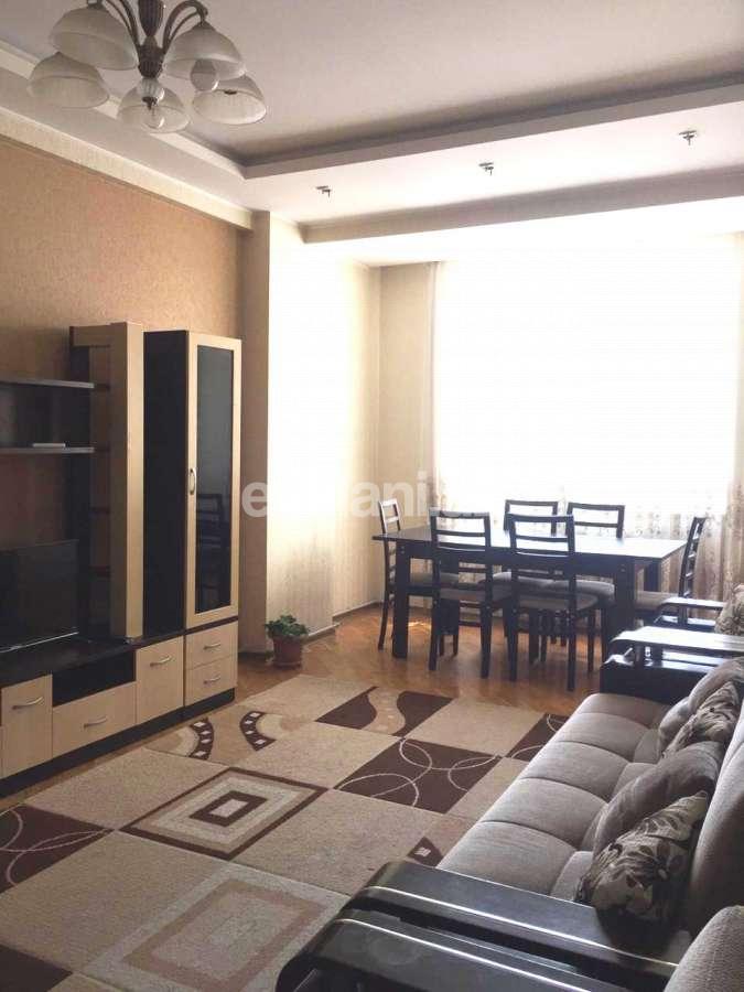 Kirayə verilir, yeni tikili, 2 otaqlı, 65 m², Bakı, Yasamal r, Nizami m.