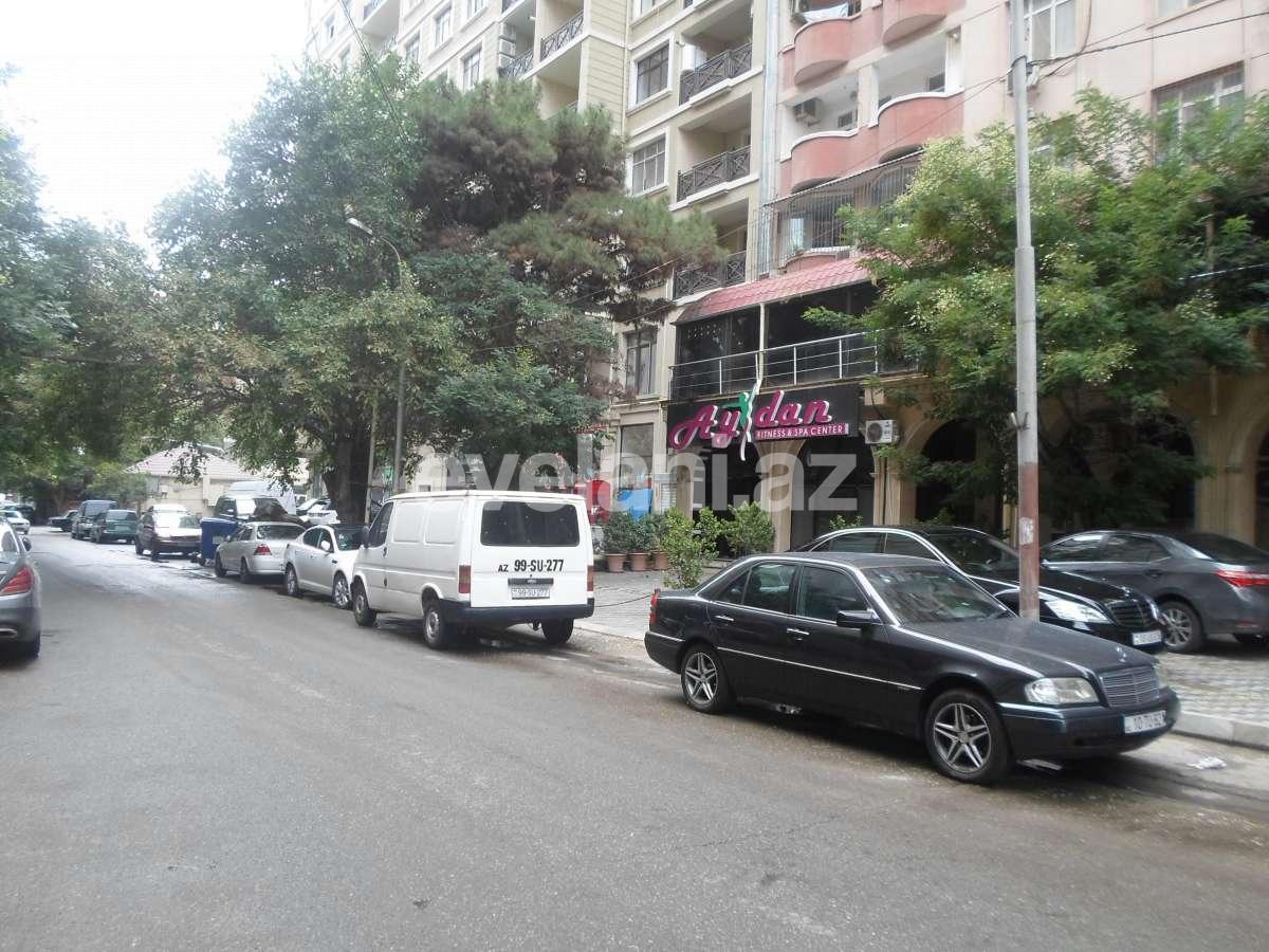 Satılır, yeni tikili, 3 otaqlı, 157 m², Gənclik m.