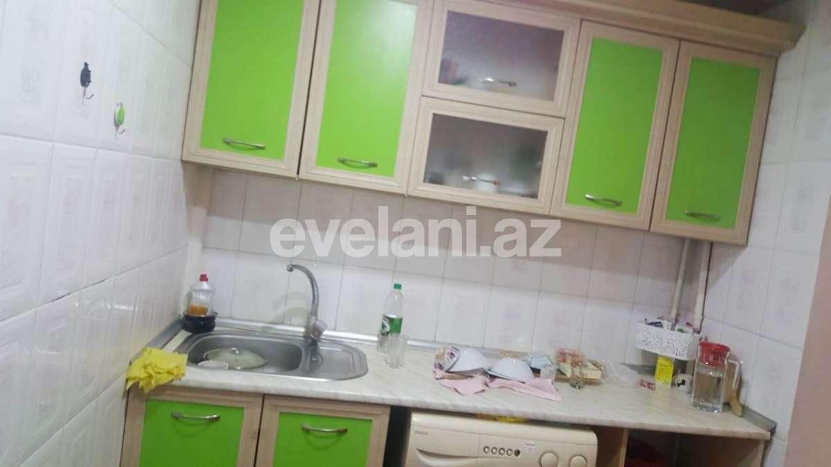 Satılır, köhnə tikili, 3 otaqlı, 85 m², İnşaatçılar m.