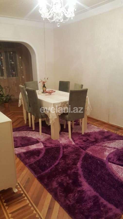 Satılır, köhnə tikili, 3 otaqlı, 85 m², İnşaatçılar m.