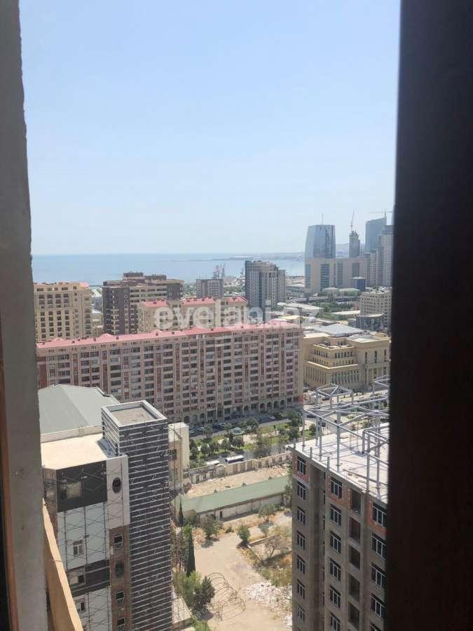 Satılır, yeni tikili, 4 otaqlı, 192 m², Şah İsmayıl Xətai m.