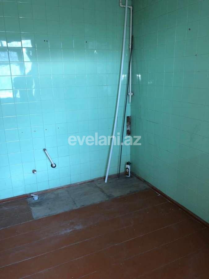 Satılır, köhnə tikili, 3 otaqlı, 80 m², Bakı, Xətai r, Həzi Aslanov q, Həzi Aslanov m.