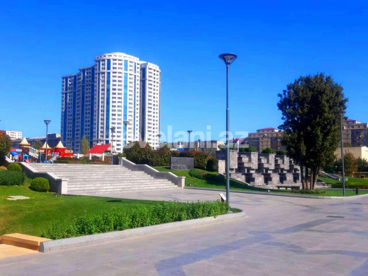 Satılır, yeni tikili, 4 otaqlı, 195 m², Elmlər Akademiyası m.