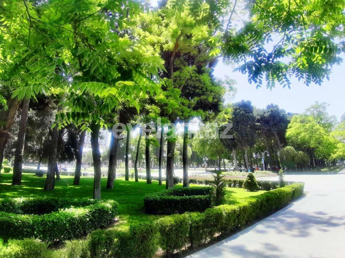 Продаётся, вторичка, 2-комнаты, 68 m², 28 мая m.