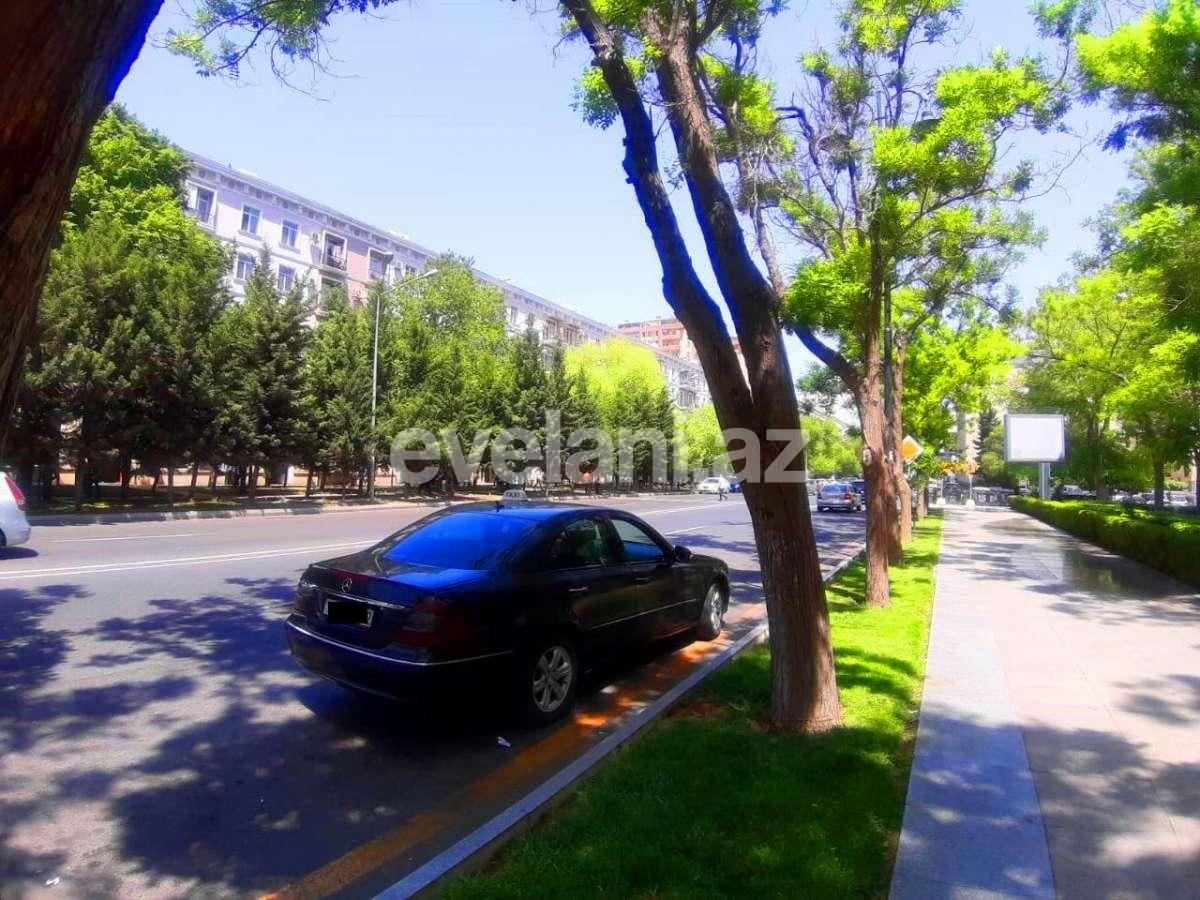 Продаётся, вторичка, 2-комнаты, 68 m², 28 мая m.