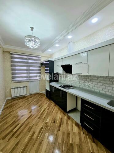 Продаётся, новостройка, 3-комнаты, 118 m², Кара Караев m.