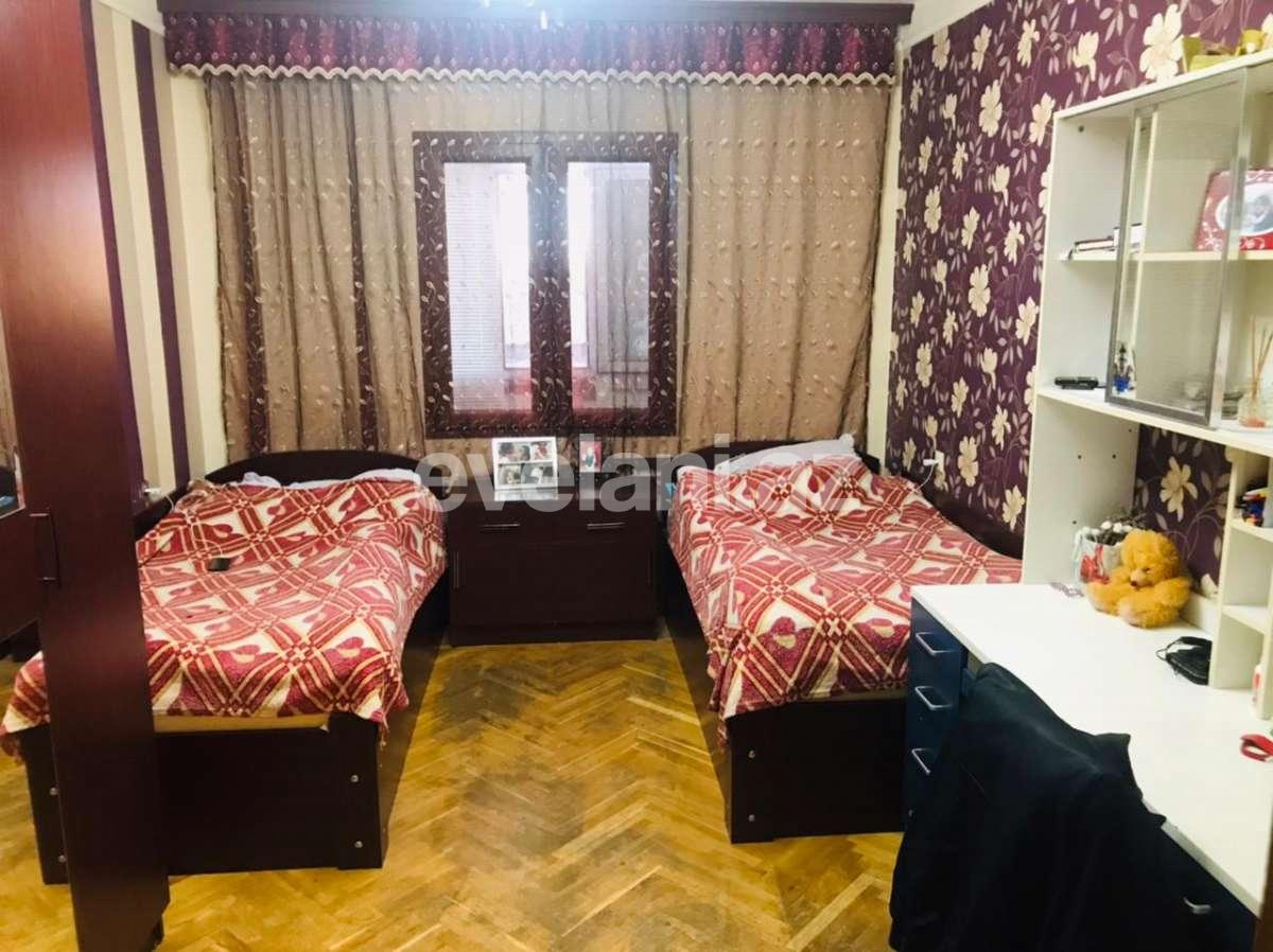 Продаётся, вторичка, 4-комнаты, 100 m², Баку, Насиминский r, 8 Ноябрь m.