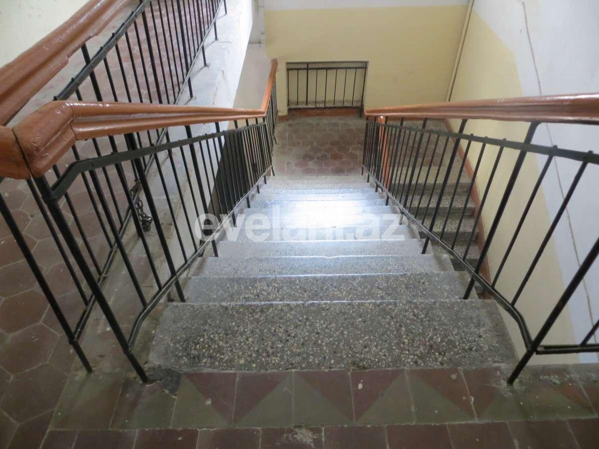 Sale, old building, 3 room, 120 m², Khirdalan