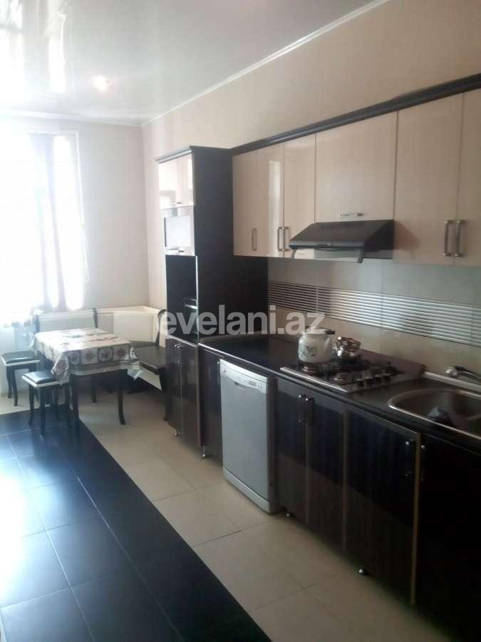 Rent, new building, 3 room, 140 m², Baku, Nasimi r.