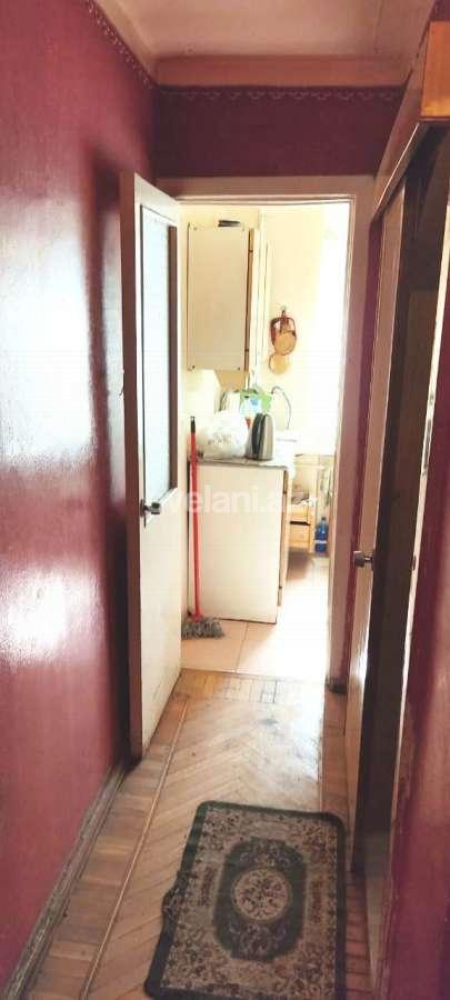 Satılır, köhnə tikili, 3 otaqlı, 70 m², Elmlər Akademiyası m.