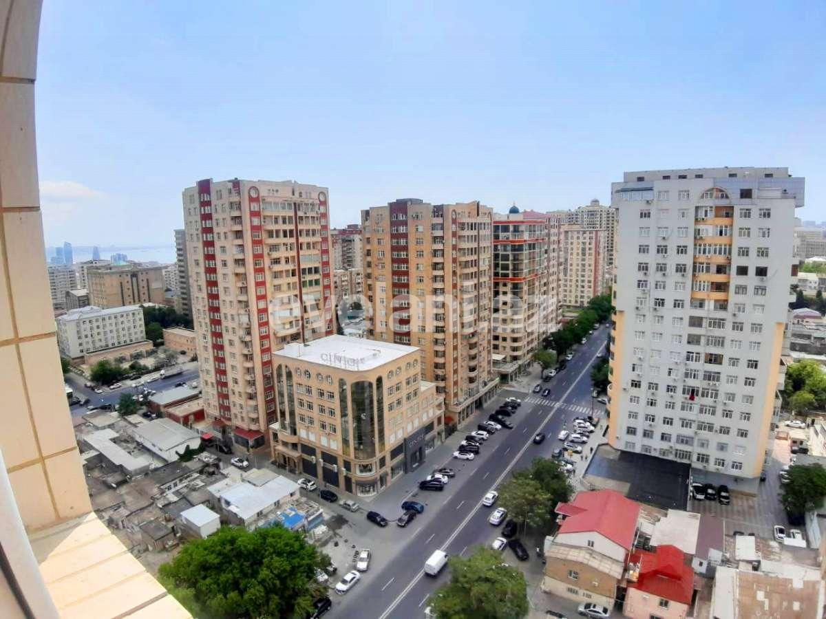Satılır, yeni tikili, 4 otaqlı, 214 m², Elmlər Akademiyası m.