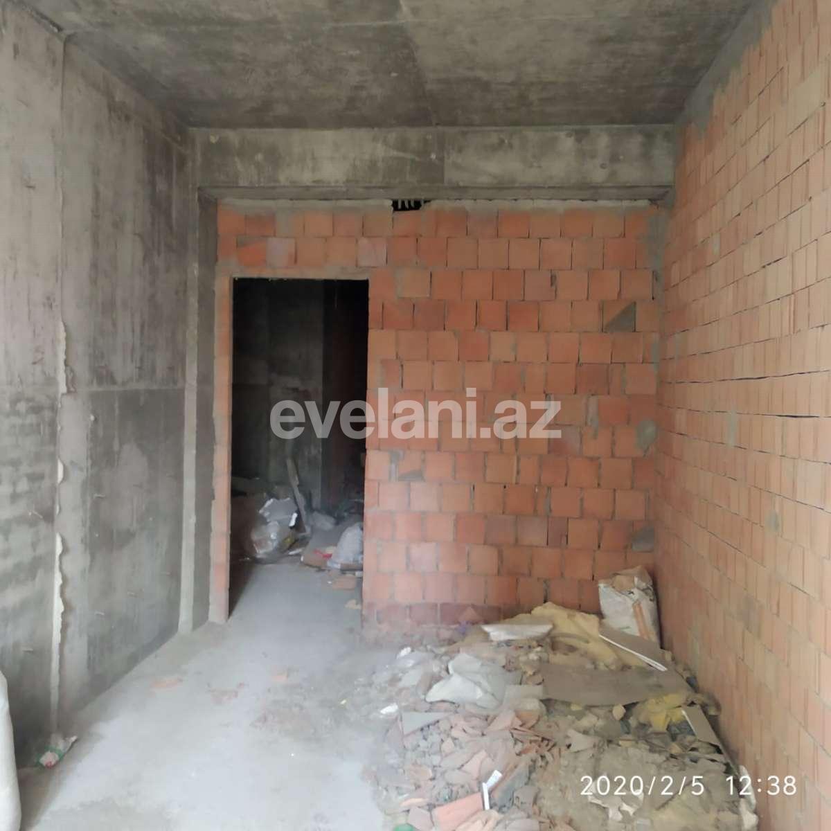 Satılır, yeni tikili, 3 otaqlı, 149 m², İnşaatçılar m.