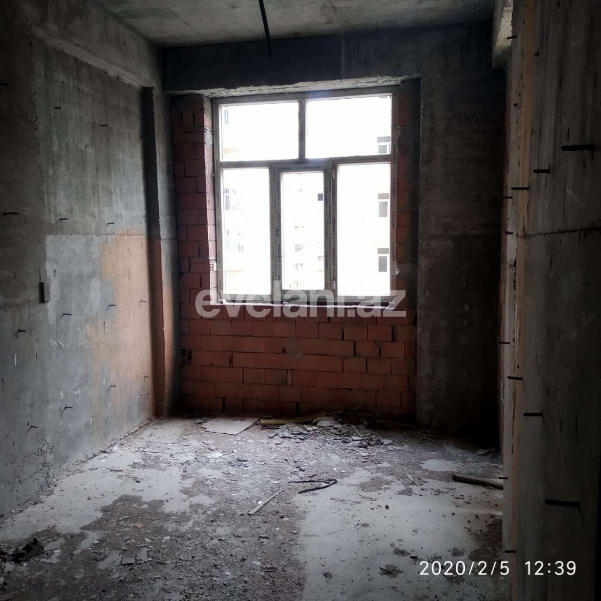 Satılır, yeni tikili, 3 otaqlı, 149 m², İnşaatçılar m.