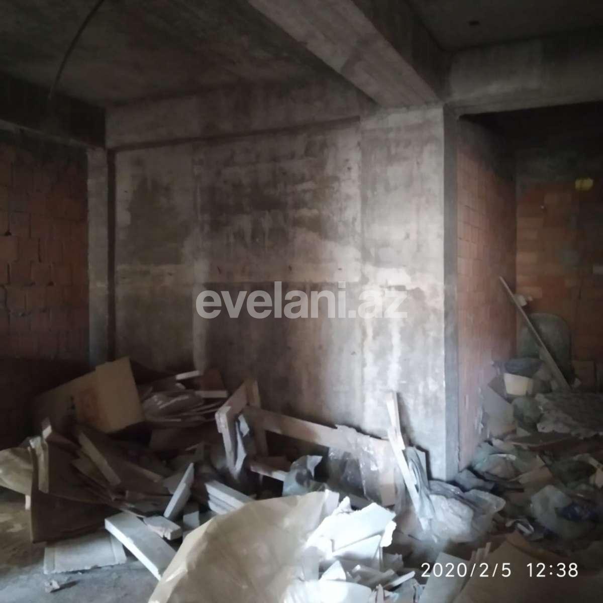 Satılır, yeni tikili, 3 otaqlı, 149 m², İnşaatçılar m.