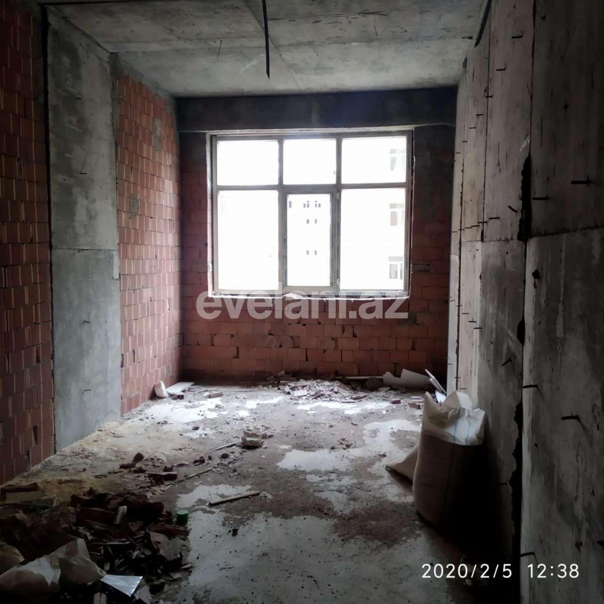 Satılır, yeni tikili, 3 otaqlı, 149 m², İnşaatçılar m.