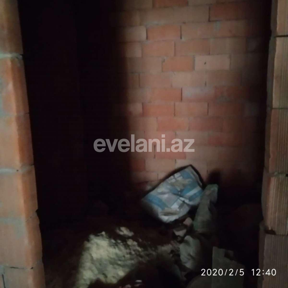 Satılır, yeni tikili, 3 otaqlı, 149 m², İnşaatçılar m.