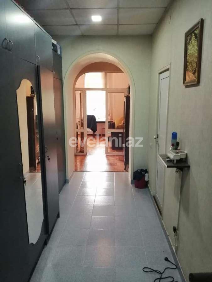 Satılır, köhnə tikili, 2 otaqlı, 50 m², Bakı, Nəsimi r, 28 may m.