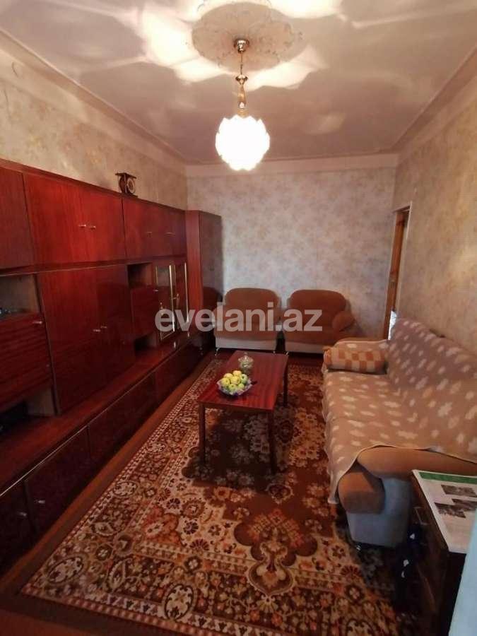 Satılır, köhnə tikili, 3 otaqlı, 85 m², Bakı, Nizami r, Xalqlar Dostluğu m.