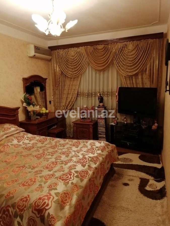Satılır, köhnə tikili, 3 otaqlı, 85 m², Bakı, Nizami r, Xalqlar Dostluğu m.