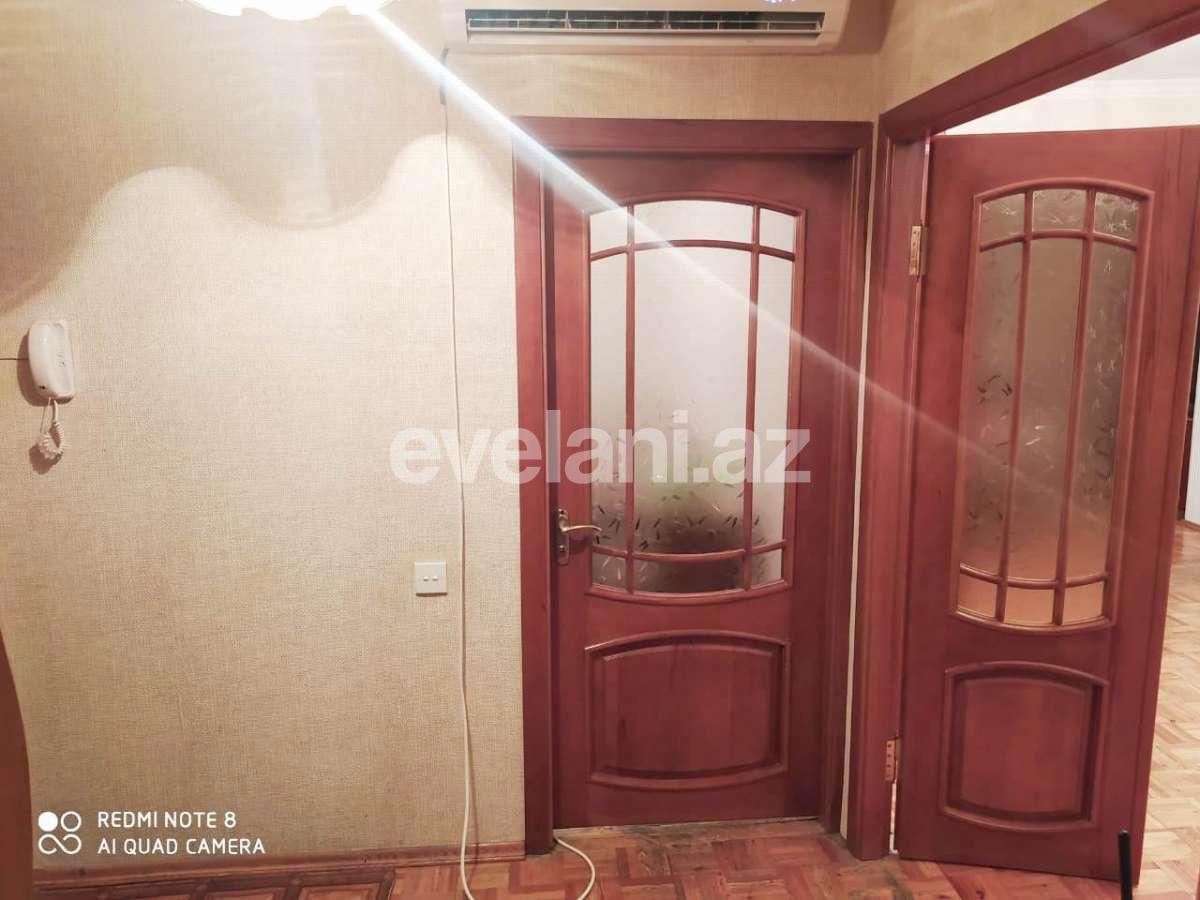 Sale, old building, 3 room, 70 m², Baku, Yasamal r, Inshaatchilar m.