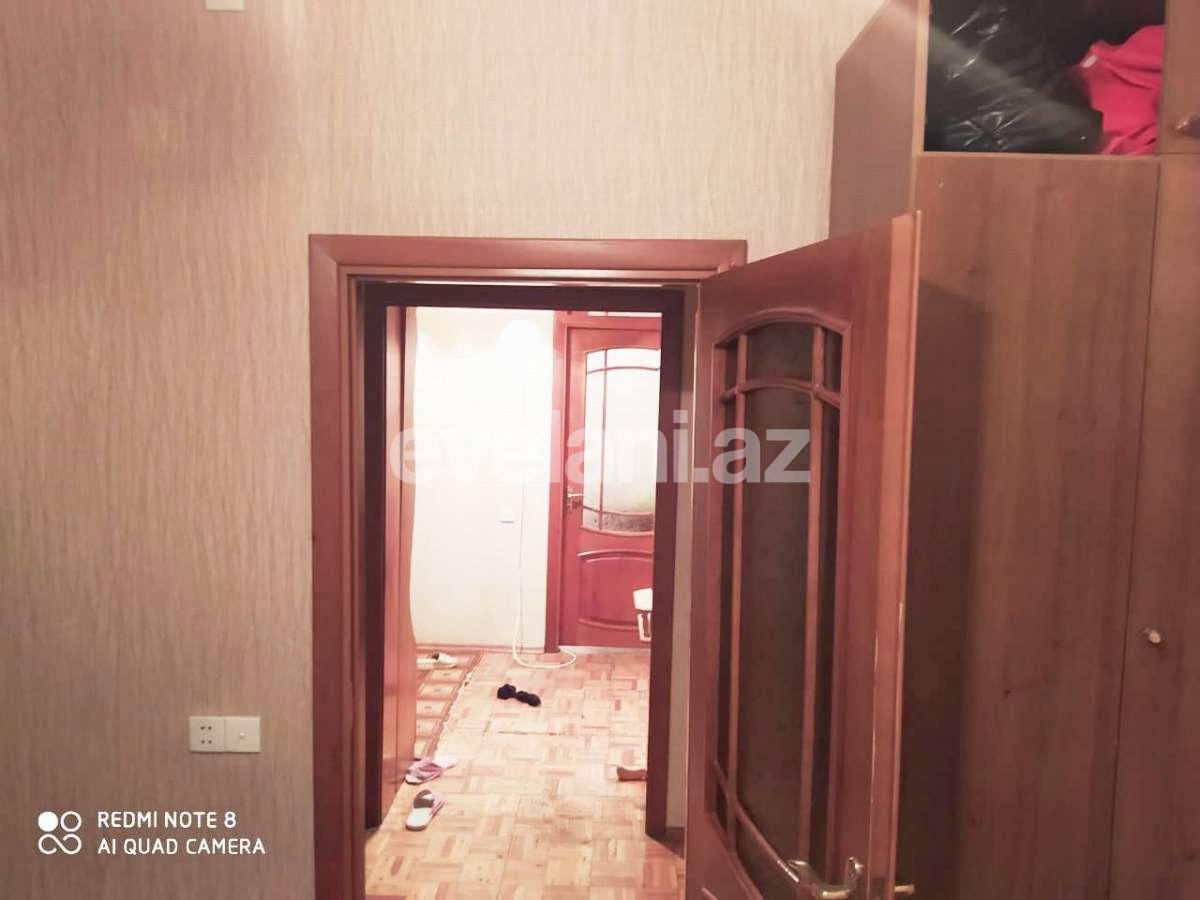 Sale, old building, 3 room, 70 m², Baku, Yasamal r, Inshaatchilar m.